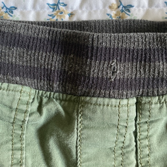 Boys 4T shorts bundle - Picture 3 of 4